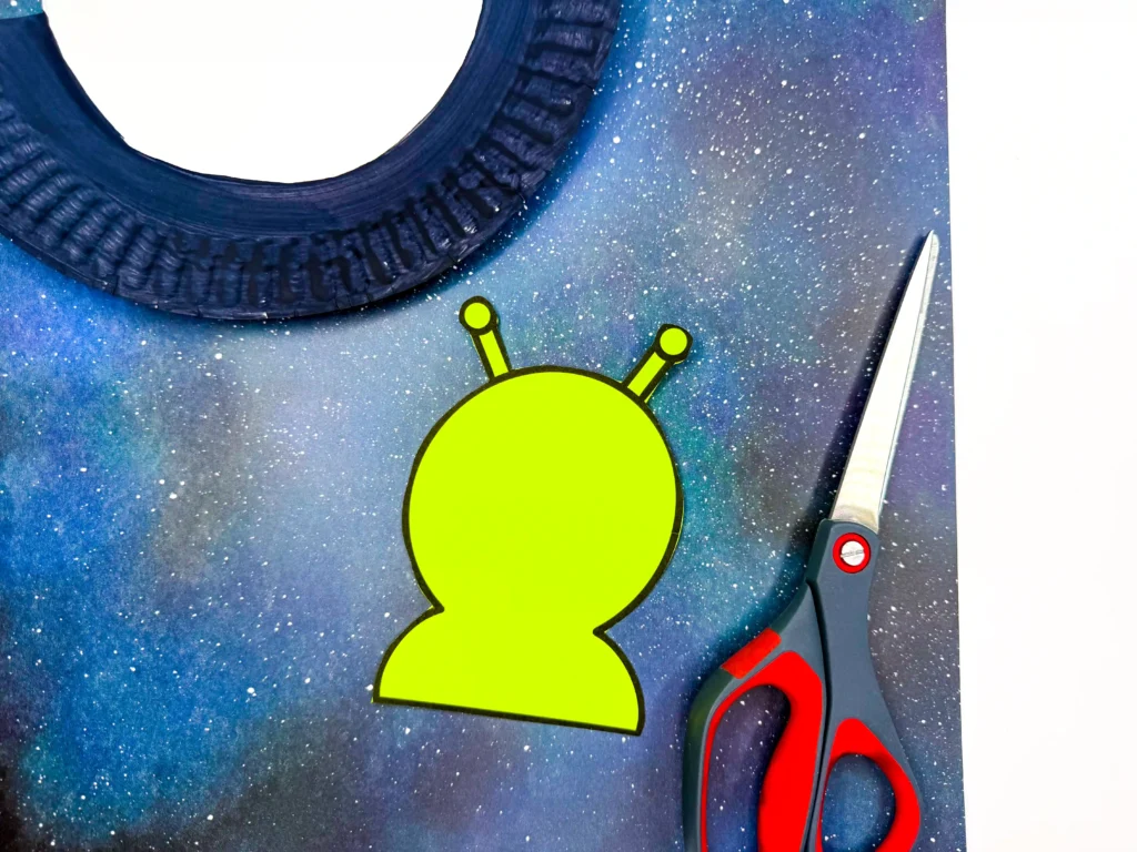 a green alien